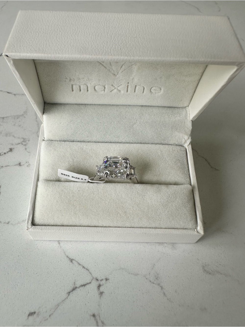 Maxine Ascher Cut 3 Stone Ring - Picture 4 of 7